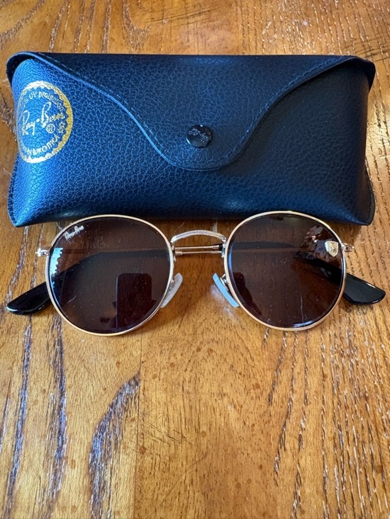 Ray-Ban Accessories - Ray-Ban RB3447 Round Metal Sunglasses Gold Frame Brown Lens Italy w/ Case